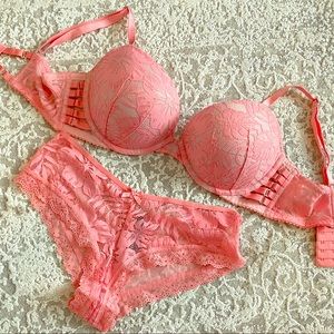 Victoria secret very Sexy set 36C/medium